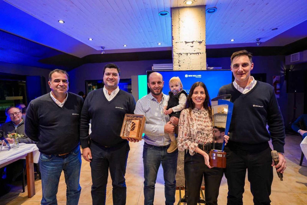 CATELLI RECIBIÓ LA DISTINCIÓN BLUE BELT DE NEW HOLLAND