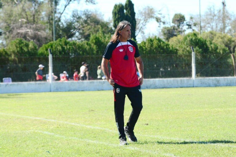 JORGE FUNES DEJÓ DE SER EL DT DE INDEPENDIENTE