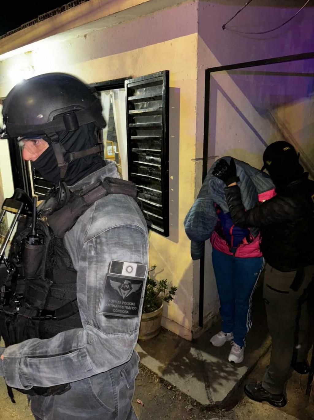 MARCOS JUÁREZ: DETIENEN A DELIBERY DE DROGAS