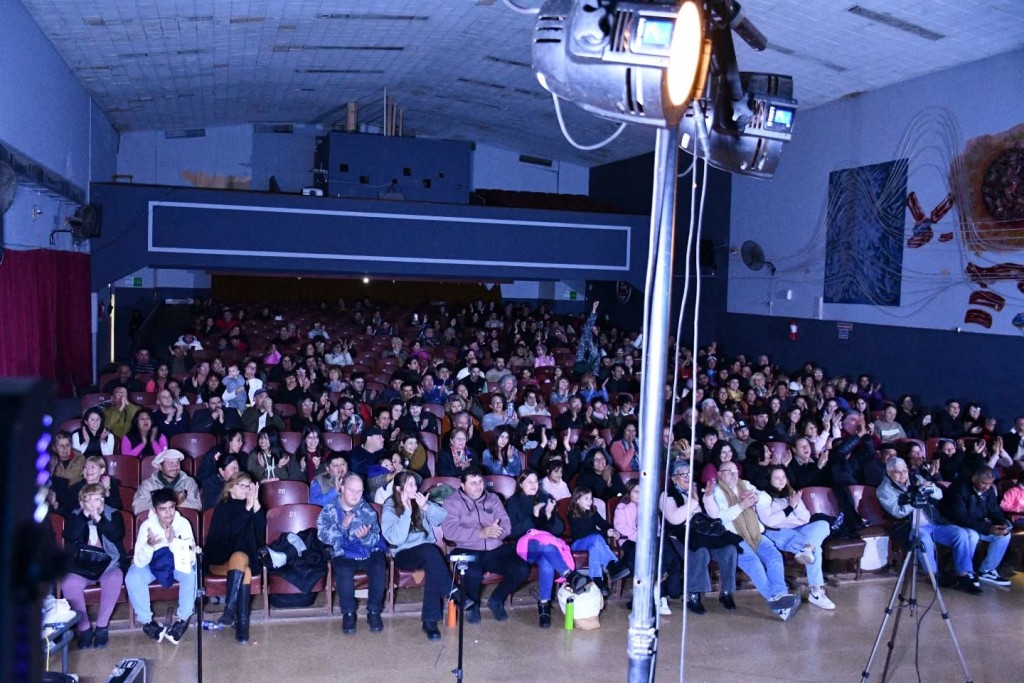LOS GANADORES DE CORRAL CANTA 2