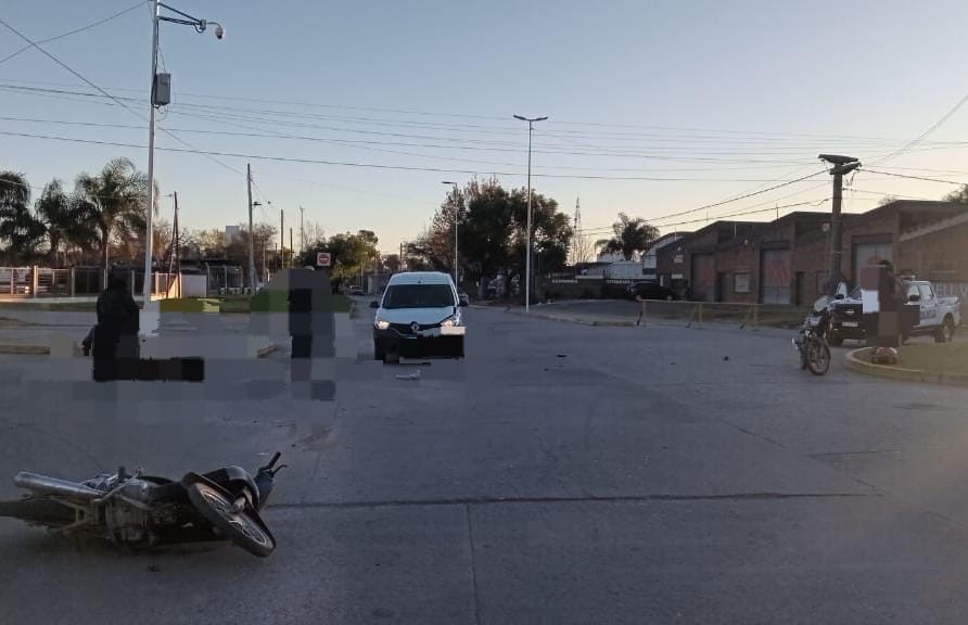 ACCIDENTE DE TRÁNSITO EN BELL VILLE