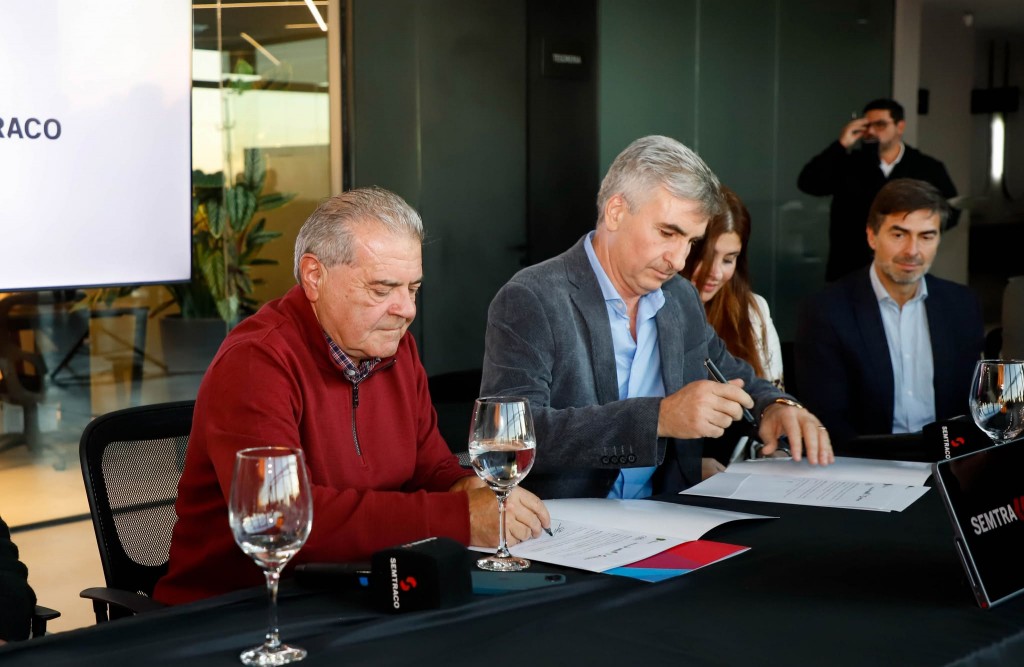 ELOGIOS DE CASE IH HACIA SEMTRACO