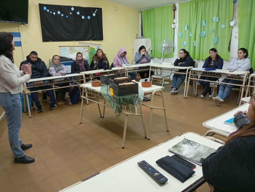CAPACITACIÓN PARA ALUMNOS DEL CENMA