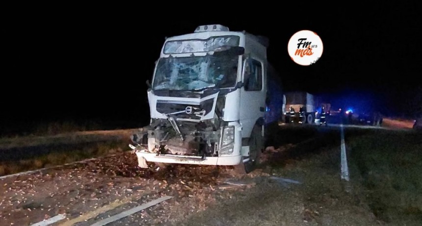 CHOQUE POR ALCANCE ENTRE DOS CAMIONES