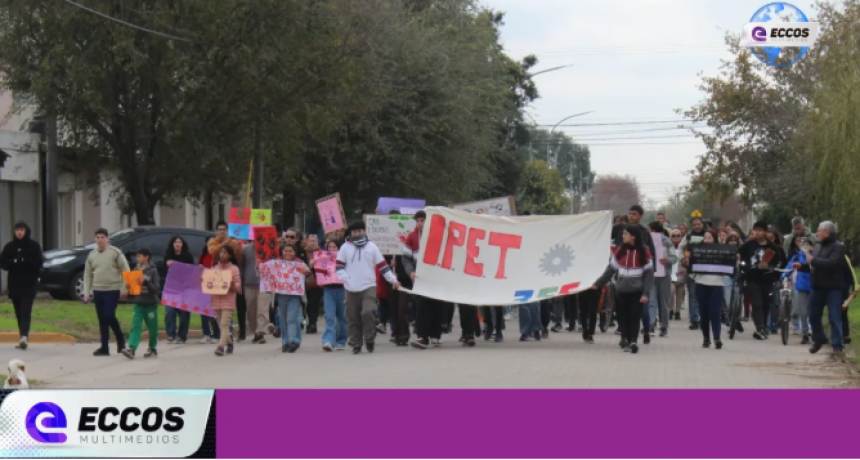 CANALS: MARCHA CONTRA LA VIOLENCIA EN LAS ESCUELAS