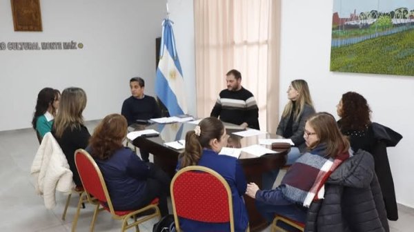 PRESENTARON EL PROGRAMA: MONTE MA&Iacute;Z EDUCACI&Oacute;N