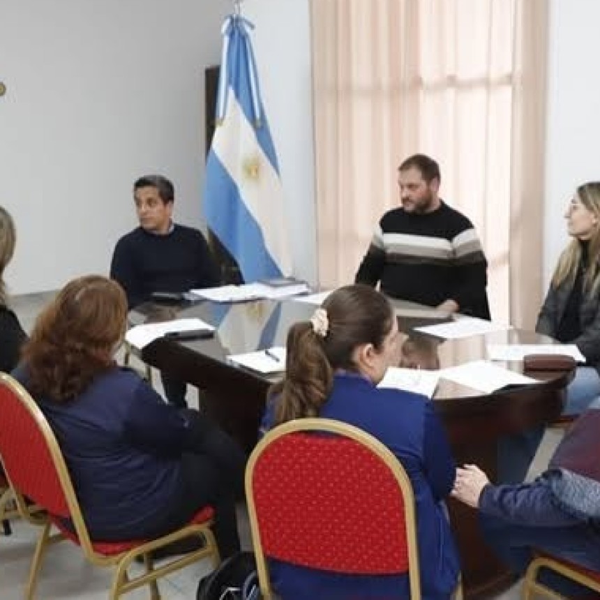 PRESENTARON EL PROGRAMA: MONTE MA&Iacute;Z EDUCACI&Oacute;N