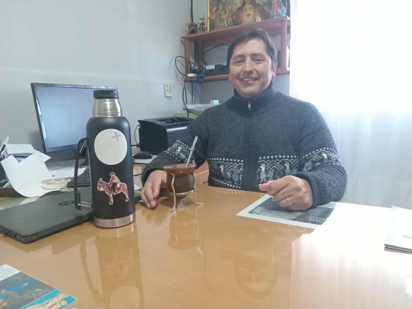 FE, COMUNIDAD, MISI&Oacute;N SOLIDARIA Y SERVICIOS