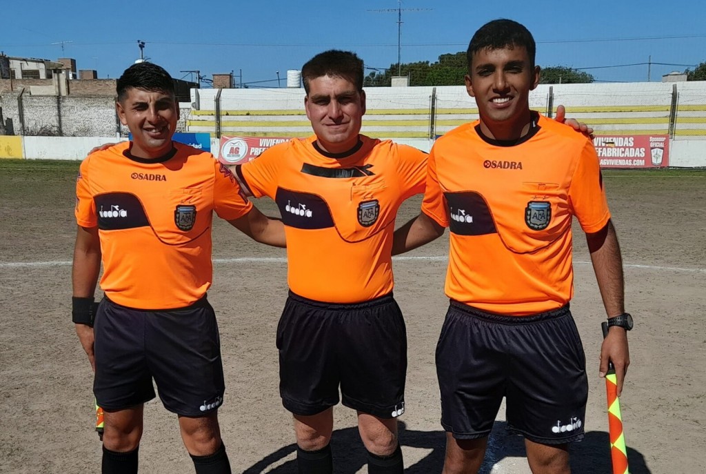 LOS ÁRBITROS PARA LA PRIMERA DEL CLAUSURA