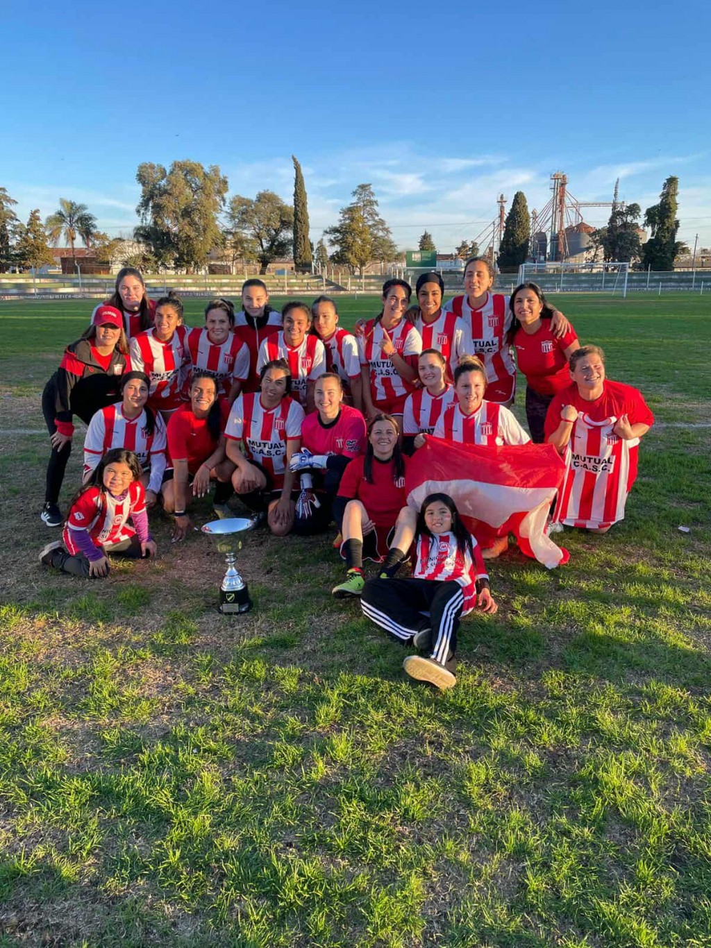 FUTBOLISTAS LOCALES CAMPEONAS CON SAN CARLOS