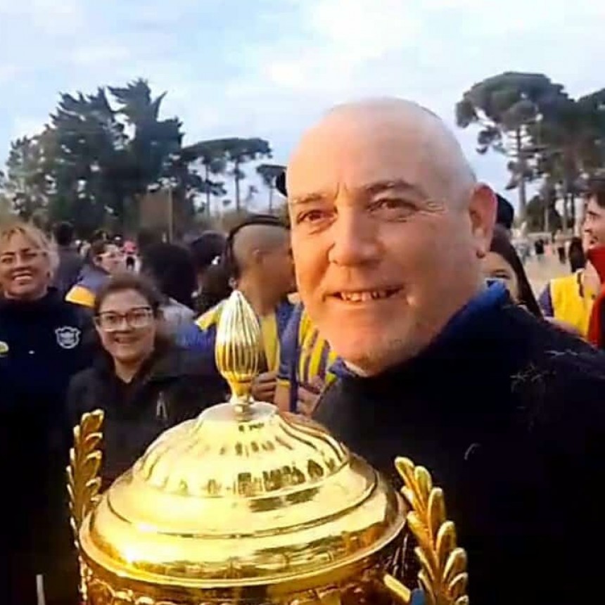 UN DT CAMPEÓN Y FELIZ CON LA NUEVA EXPERIENCIA