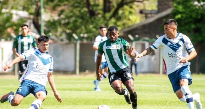 ATENAS INCORPORÓ UN DELANTERO