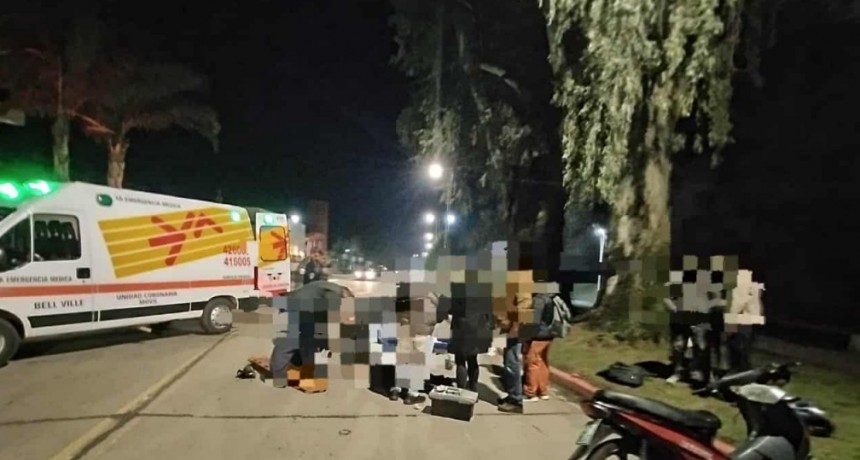 BELL VILLE: MOTOCICLISTA COLISIONÓ A PEATÓN