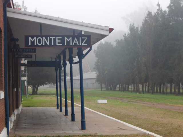 MONTE MA&Iacute;Z DESDE EL PASO DEL FERROCARRIL