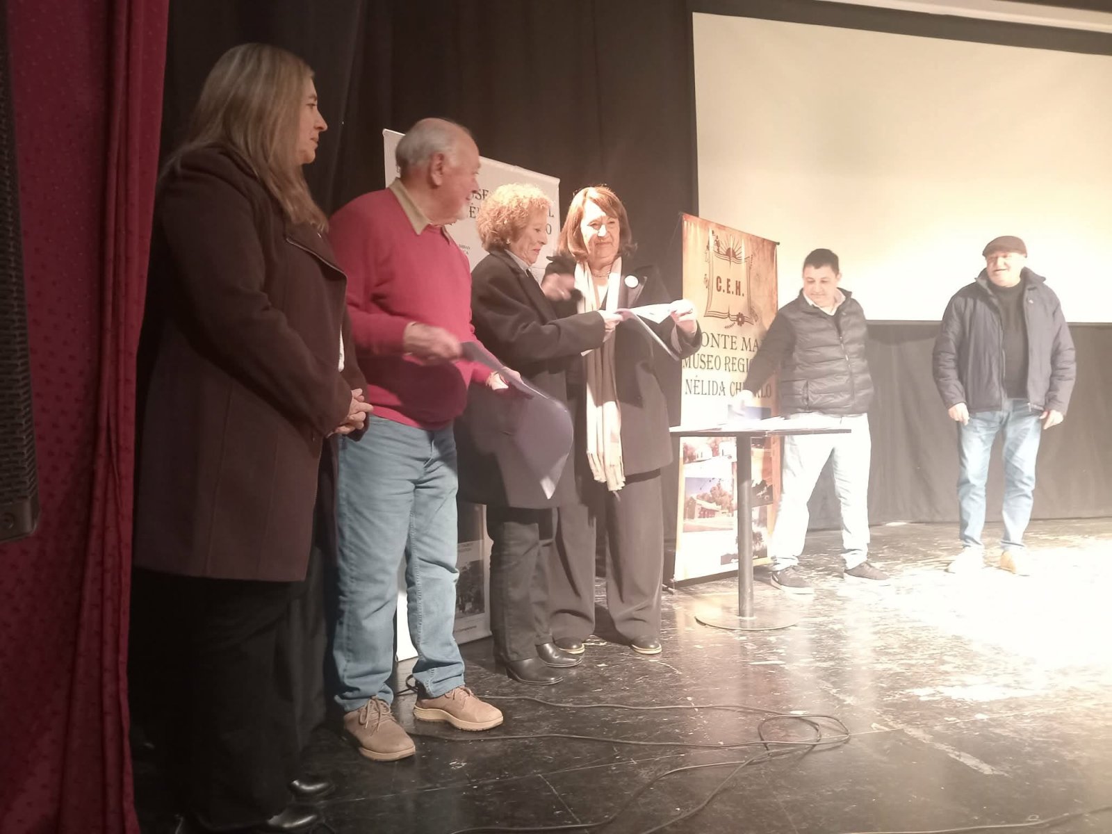 EMOTIVO ACTO POR EL 124&deg; ANIVERSARIO DE MONTE MA&Iacute;Z