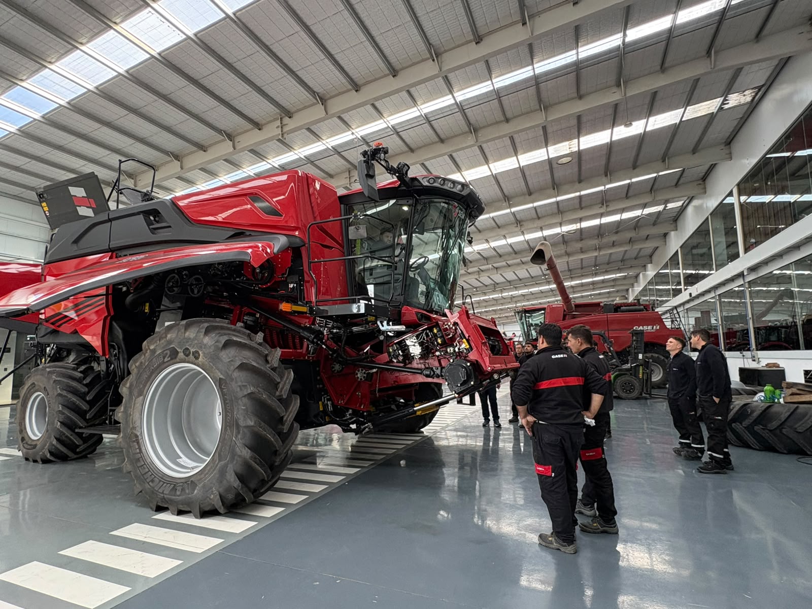 CAPACITACI&Oacute;N EN LA COSECHADORA CASE IH AF10 EN SEMTRACO