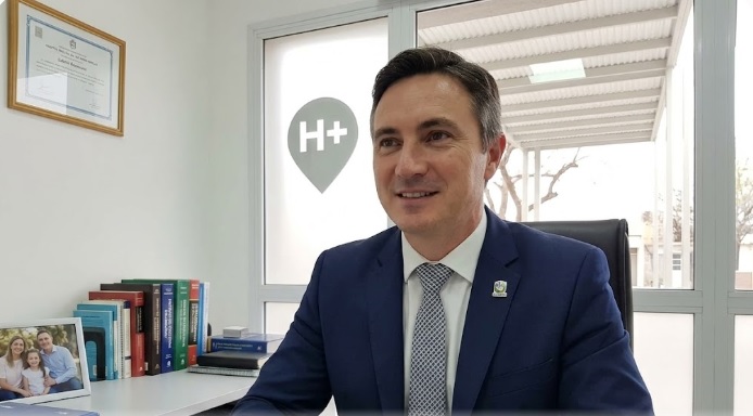 CAMBIO DE DIRECTOR EN EL HOSPITAL MUNICIPAL