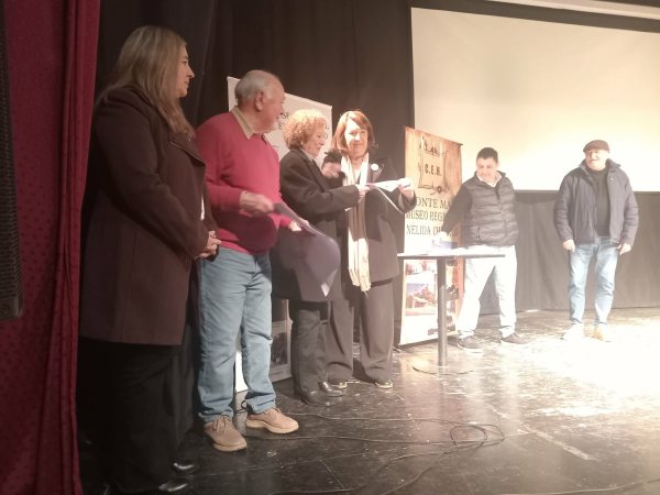 EMOTIVO ACTO POR EL 124&deg; ANIVERSARIO DE MONTE MA&Iacute;Z