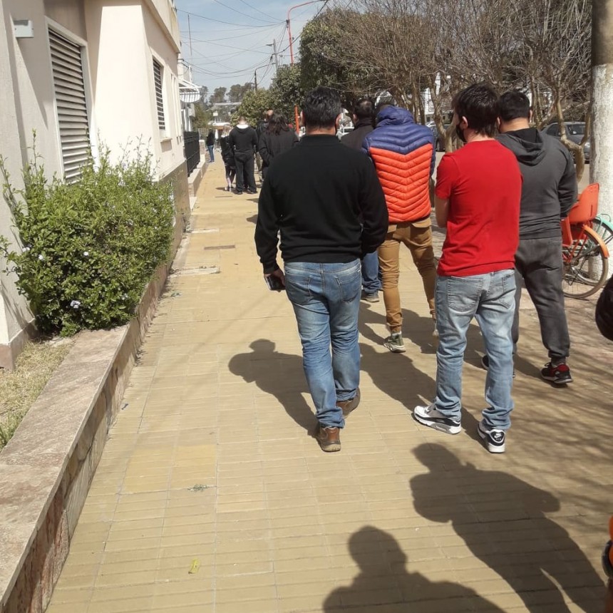 400 PERSONAS COMPLETARON EL ESQUEMA DE VACUNACIÓN