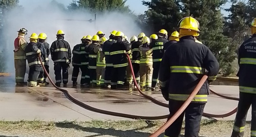 CAPACITACIÓN PARA BOMBEROS DE LA REGIONAL 8