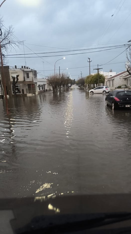 CORRAL DE BUSTOS: ANEGAMIENTOS TEMPORARIOS DE CALLES