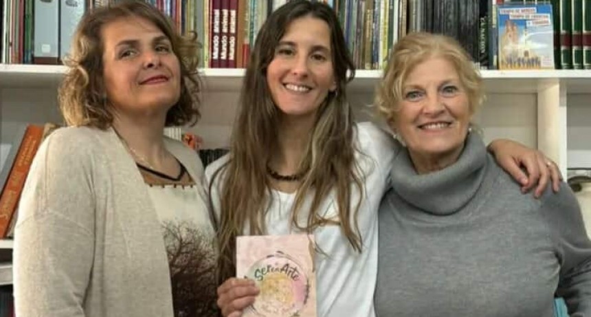 AUTORA LOCAL PRESENTÓ SU LIBRO EN LA BIBLIOTECA MITRE