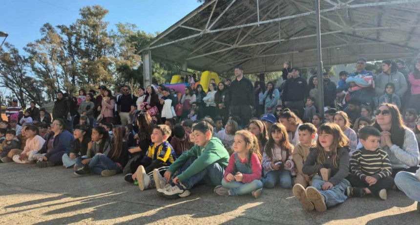 GRAN CELEBRACIÓN EN EL PASEO