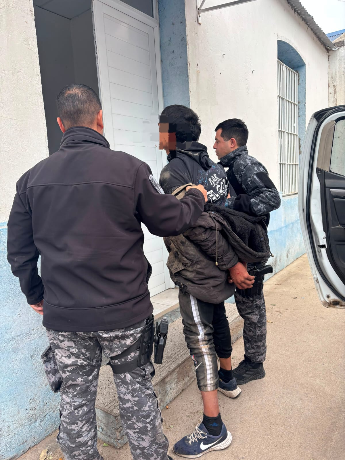BELL VILLE: DOS MASCULINOS DETENIDOS