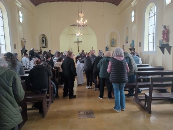 COMENZ&Oacute; LA NOVENA EN COLONIA BARGE