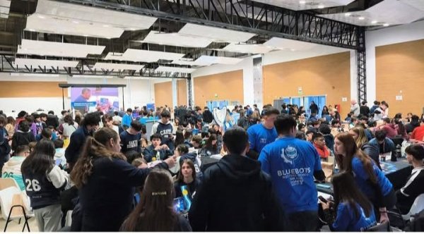 ALUMNOS DE MONTE MA&Iacute;Z EN LA SEMIFINAL DE ROB&Oacute;TICA