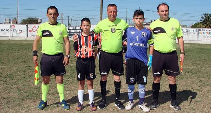 LOS ÁRBITROS PARA LOS CHICOS