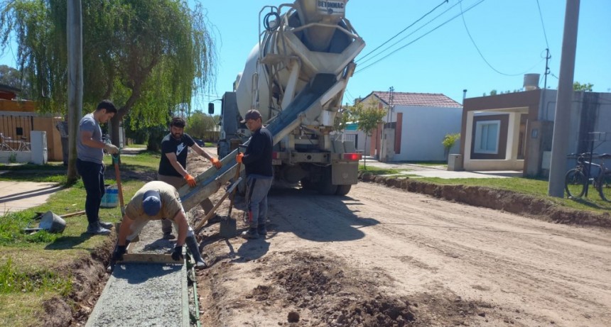 CORDÓN CUNETA EN CORTADA ANTÁRTIDA ARGENTINA