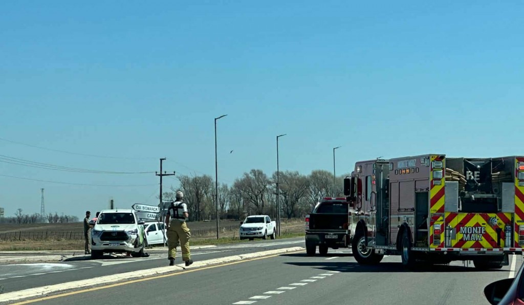 CHOQUE ENTRE CAMIONETA Y AUTO EN EL CRUCE DE RUTA 11 Y 3