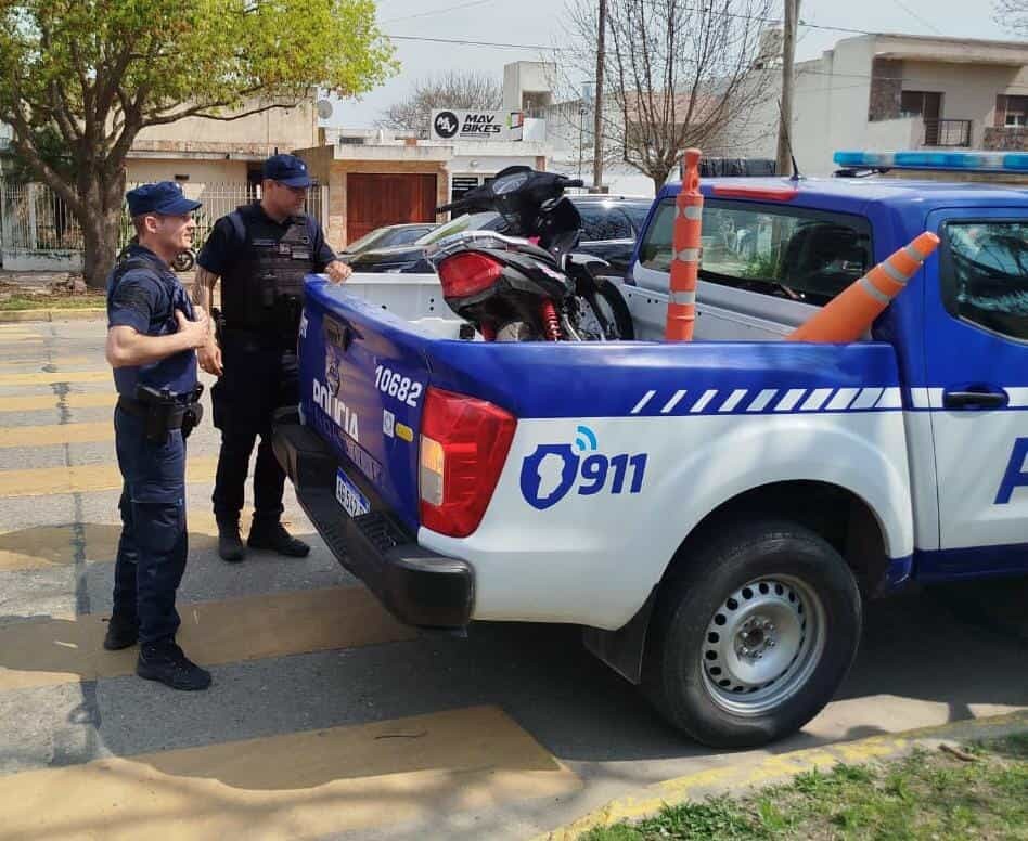 BELL VILLE: RECUPERAN MOTO ROBADO