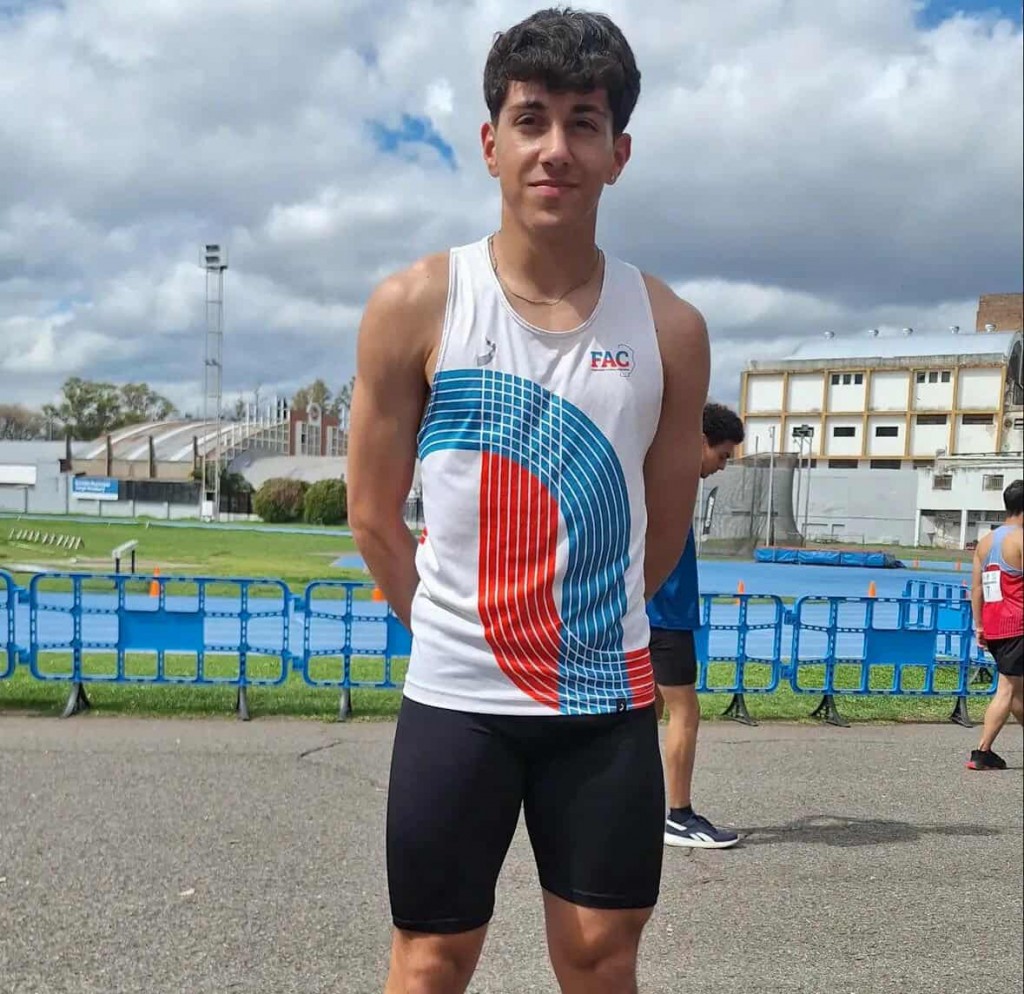 BUENA PRESENTACIÓN DE ATLETA LOCAL EN ROSARIO