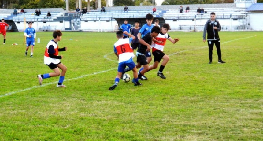 OTRO ENSAYO PARA LAS SELECCIONES JUVENILES
