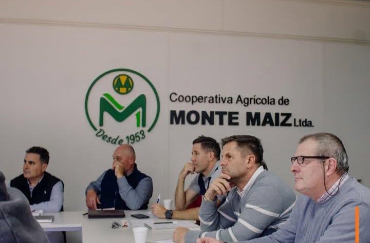 REUNI&Oacute;N DE CONSEJEROS REGIONALES DEL INTA EN LA COOPERATIVA