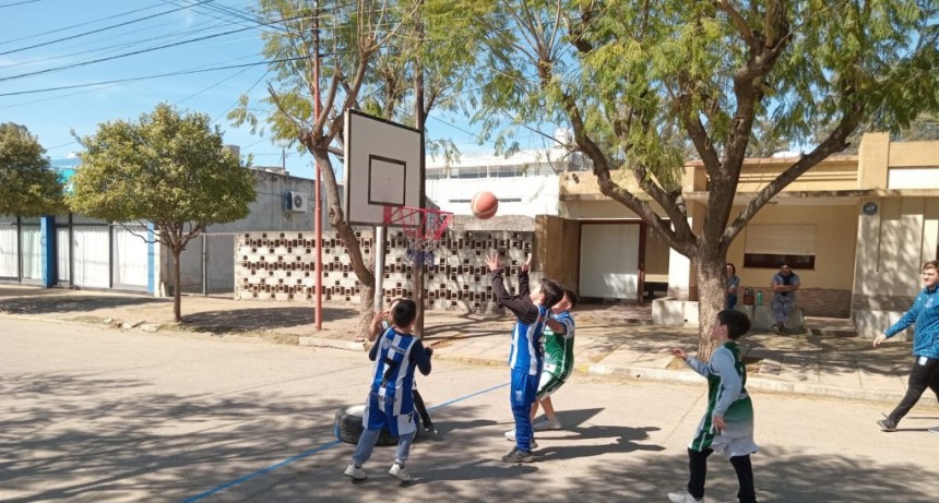 ENCUENTRO DE MINI BÁSQUET EN ARGENTINO