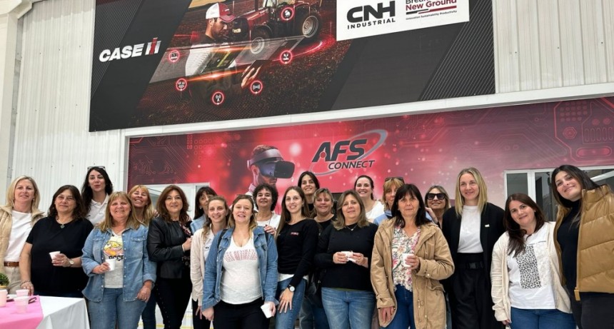 SEMTRACO: VIAJE DE MUJERES A LA FÁBRICA CASE IH