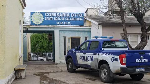 SANTA ROSA DE CALAMUCHITA: ASALTARON A FAMILIA DE MONTE MAÍZ