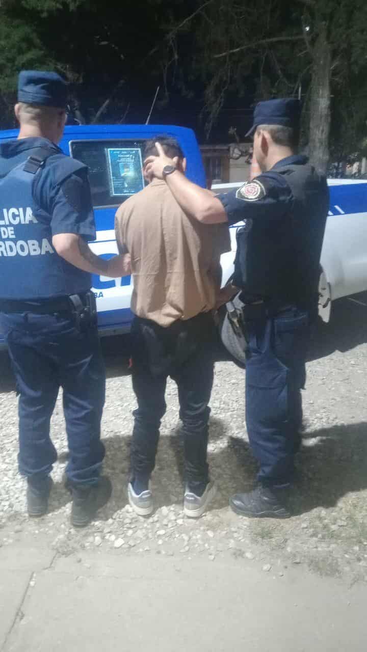 MASCULINO DETENIDO EN WENCESLAO ESCALANTE