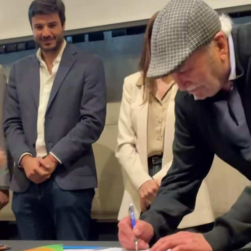 FIRMA DE CONVENIO EN MEDIO AMBIENTE PROVINCIAL