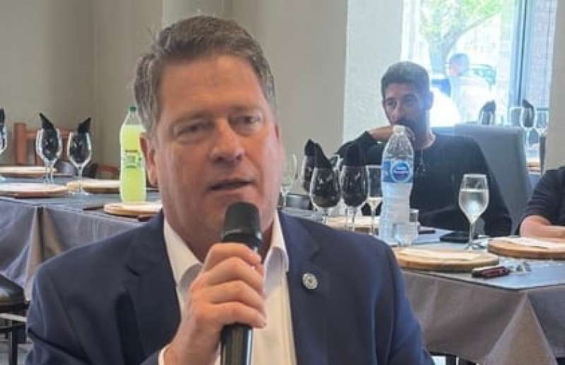CARLOS BRINER QUIERE SER GOBERNADOR