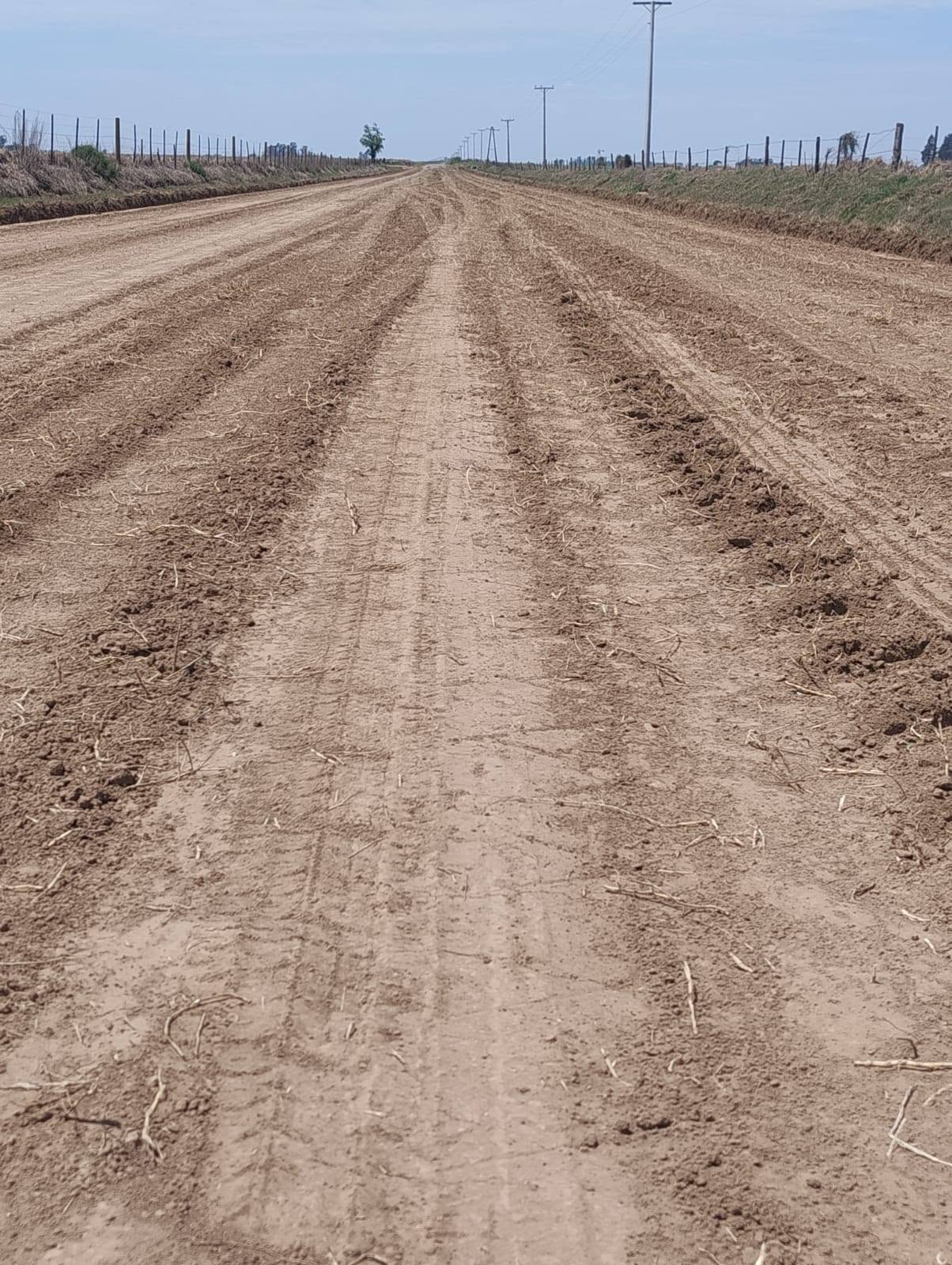 SIGUE LA REPARACI&Oacute;N DE CAMINOS RURALES