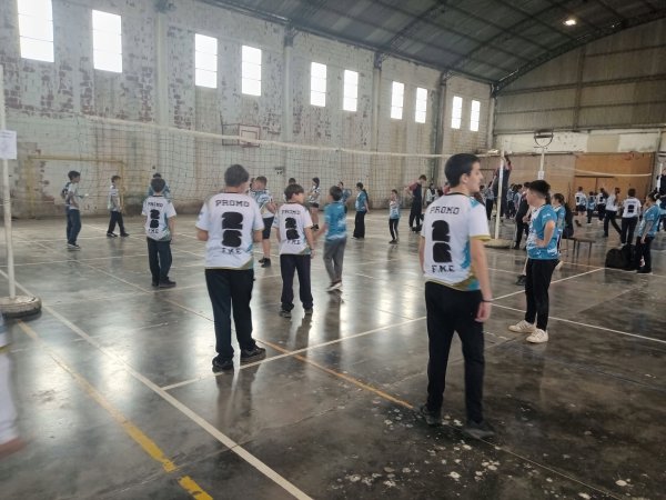 EXITOSA JORNADA DEPORTIVA EN ESCUELA FRAY MAMERTO ESQUI&Uacute;