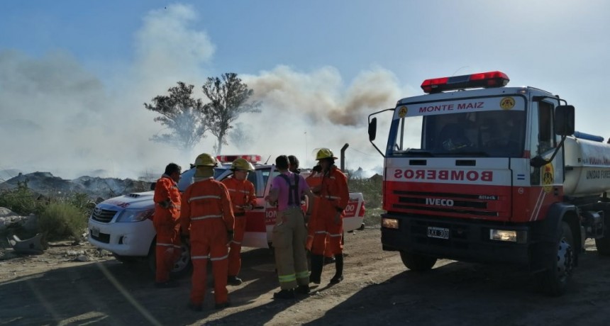 ISLA VERDE: INCENDIO GENERALIZADO EN EL BASURAL
