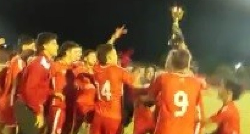 LAMBERT CAMPEÓN DEL INFANTO JUVENIL