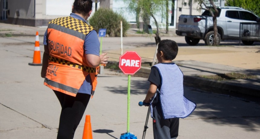 JORNADA DE EDUCACIÓN VIAL EN EL JARDÍN LUIS DE TEJEDA