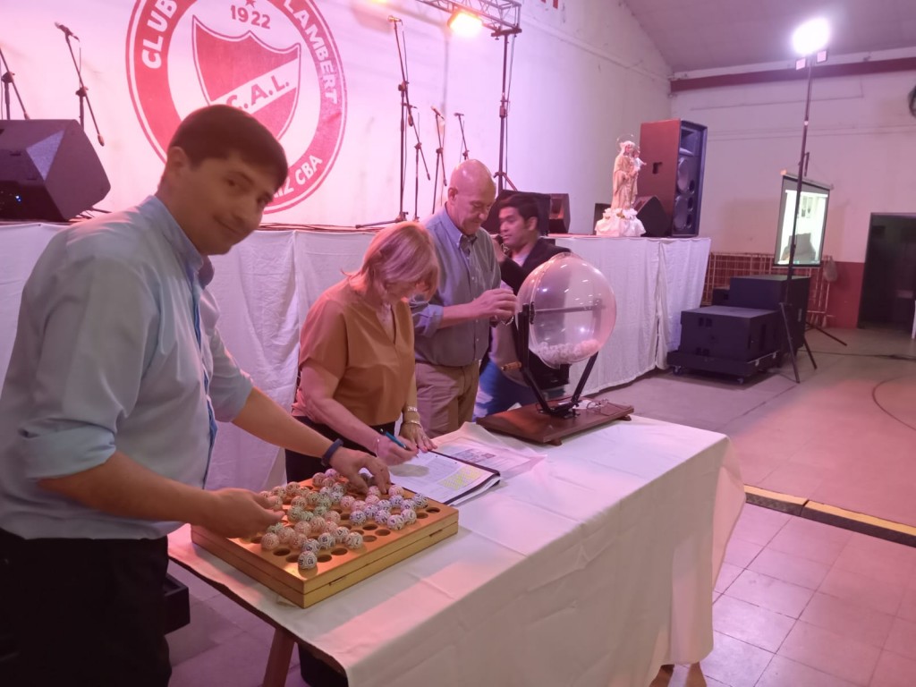 LOS GANADORES DE LA TÓMBOLA PARROQUIAL