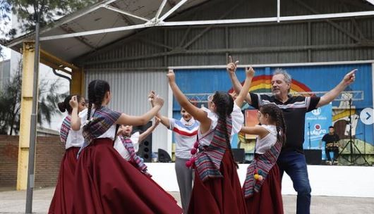 UN DÍA DE LA TRADICIÓN A PURA MÚSICA